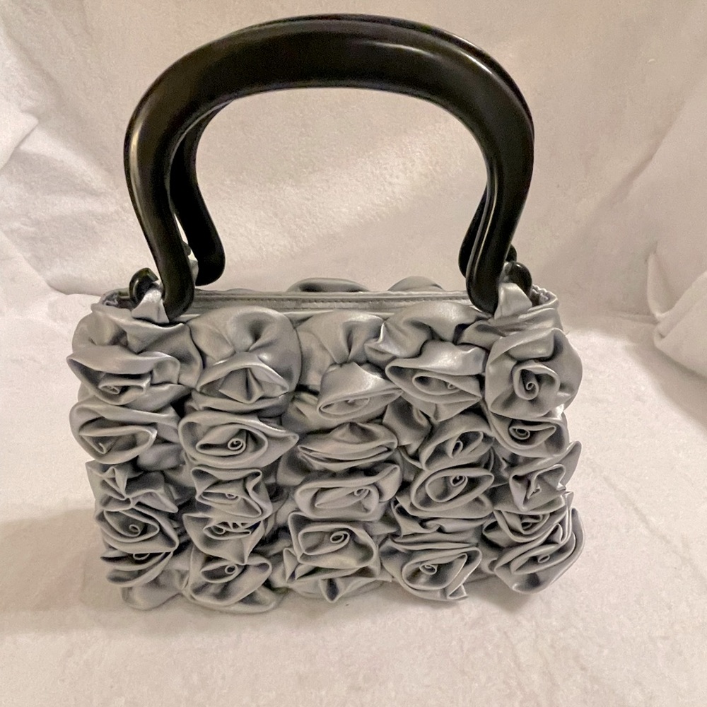 Mad by Design Handmade Silver Silk Hand or Evening Bag with 2 Black Handles